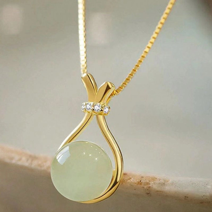 Stainless Steel 18K Gold Plated Fashionable Pendant Necklace Suitable for Ladies to Wear When Shopping Everyday Madoma & Co.