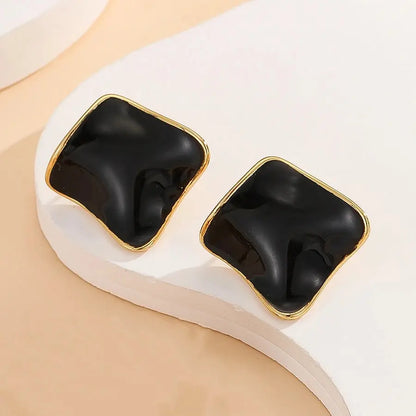 Pendientes retro con decoración en esmalte - Madoma & Co.